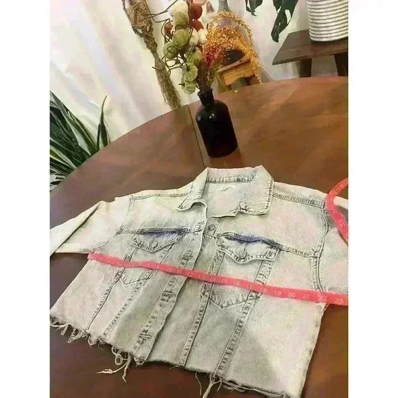 Pacsun cropped jean jacket size M/L in excellent condition - Picture 6 of 9